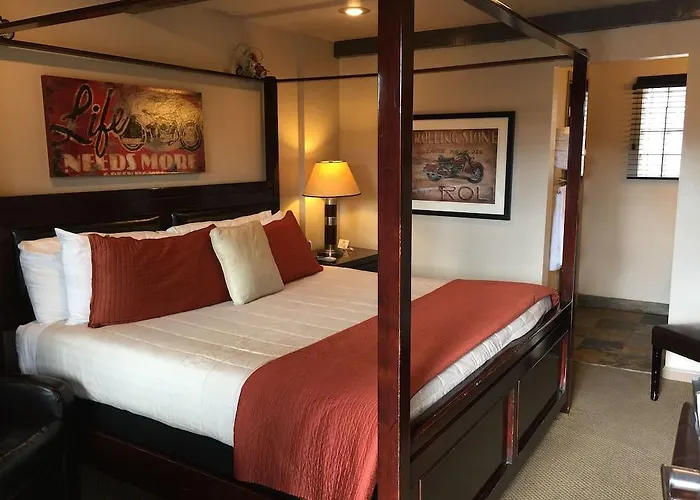American Regency Motel 2*