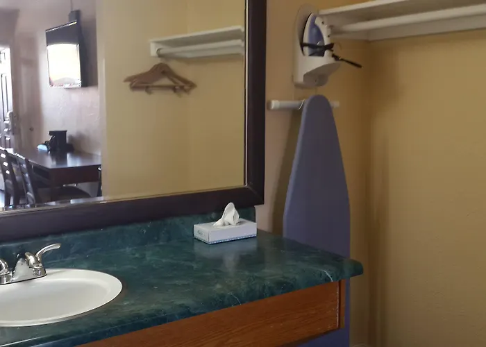 American Regency Motel