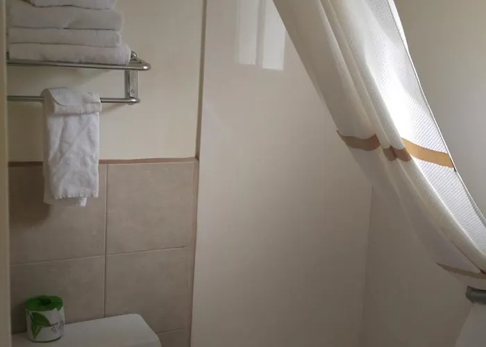 American Regency Motel 2*