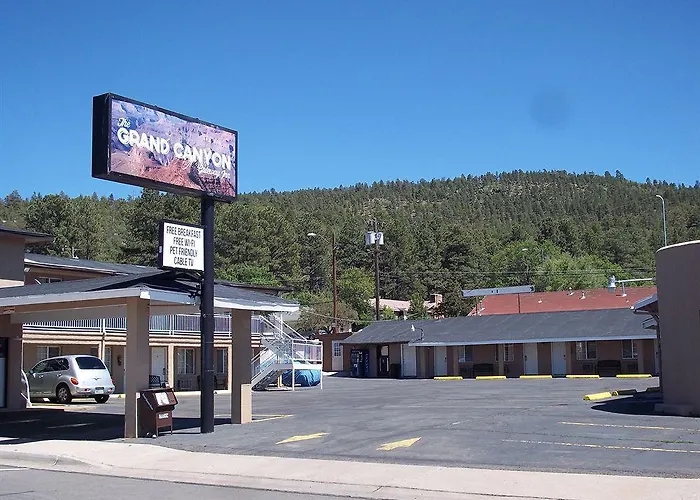 American Regency Motel 2*